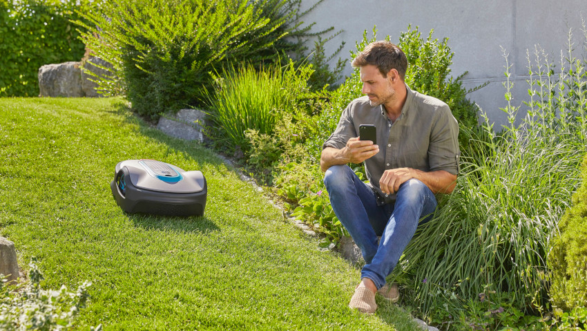 Nuovi robot rasaerba per chi ama la vita smart