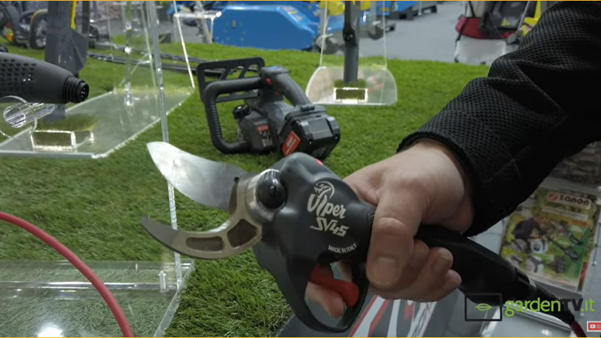 Forbici a batteria per la potatura professionale