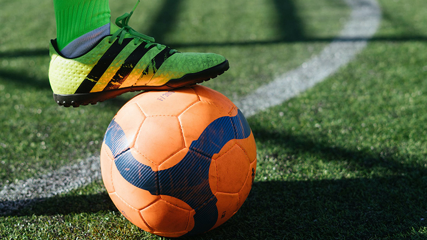 Come lavorare sui campi da calcio